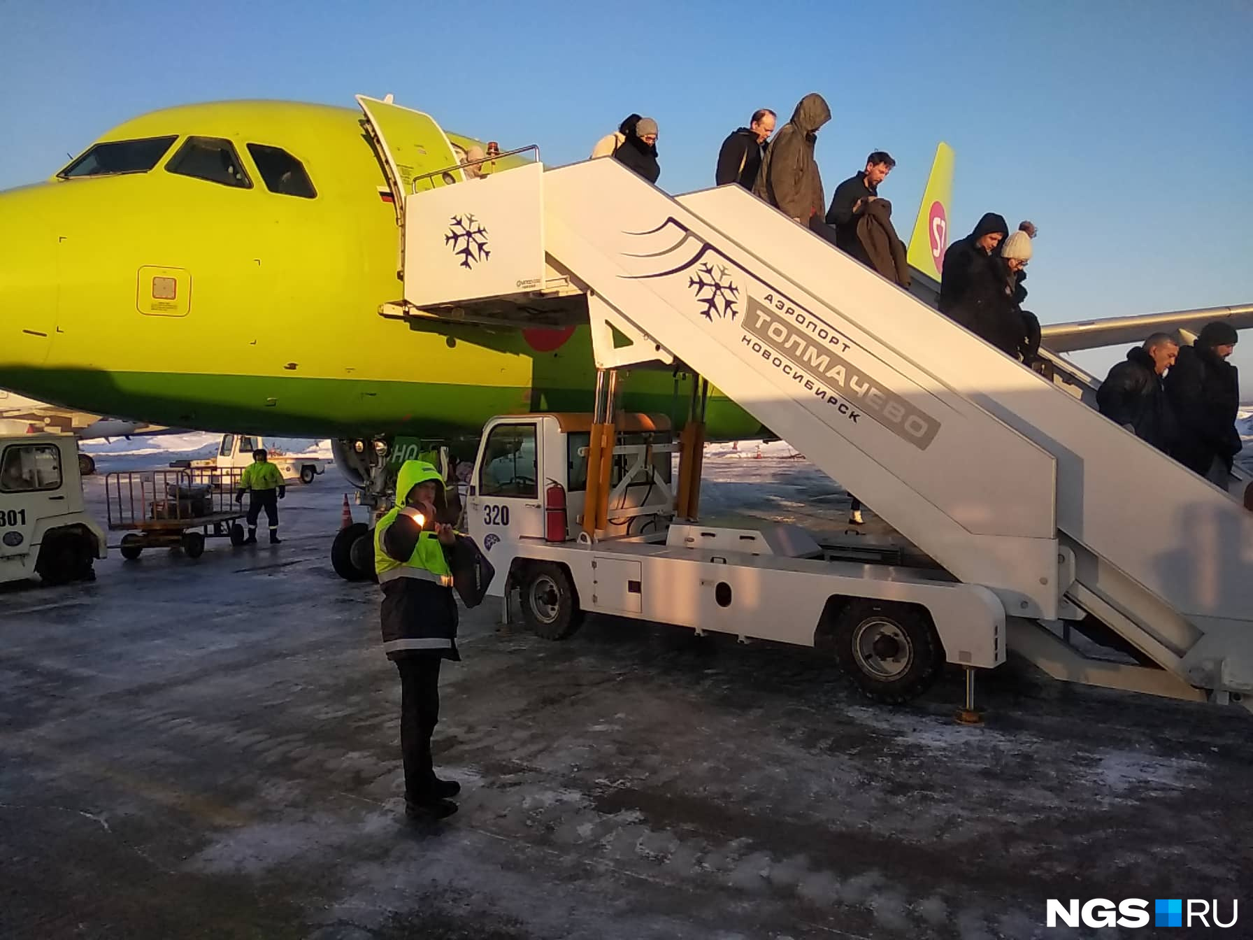 Летели в Москву, а оказались снова в Новосибирске