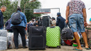 «Увезут из Ростова и забудут»: чего боятся мигранты, не попавшие на поезд в Ташкент