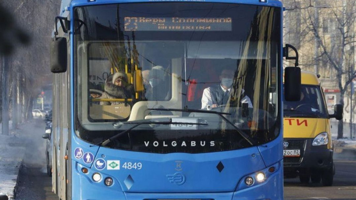 В Новокузнецке зарплаты водителей автобусов резко вырастут. Новый перевозчик поднял часовую ставку