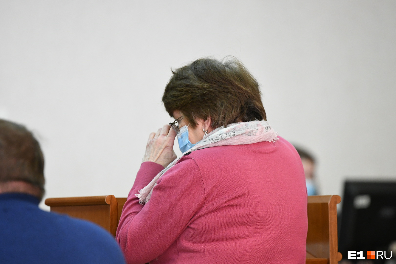 Мама Ксении расплакалась во время суда