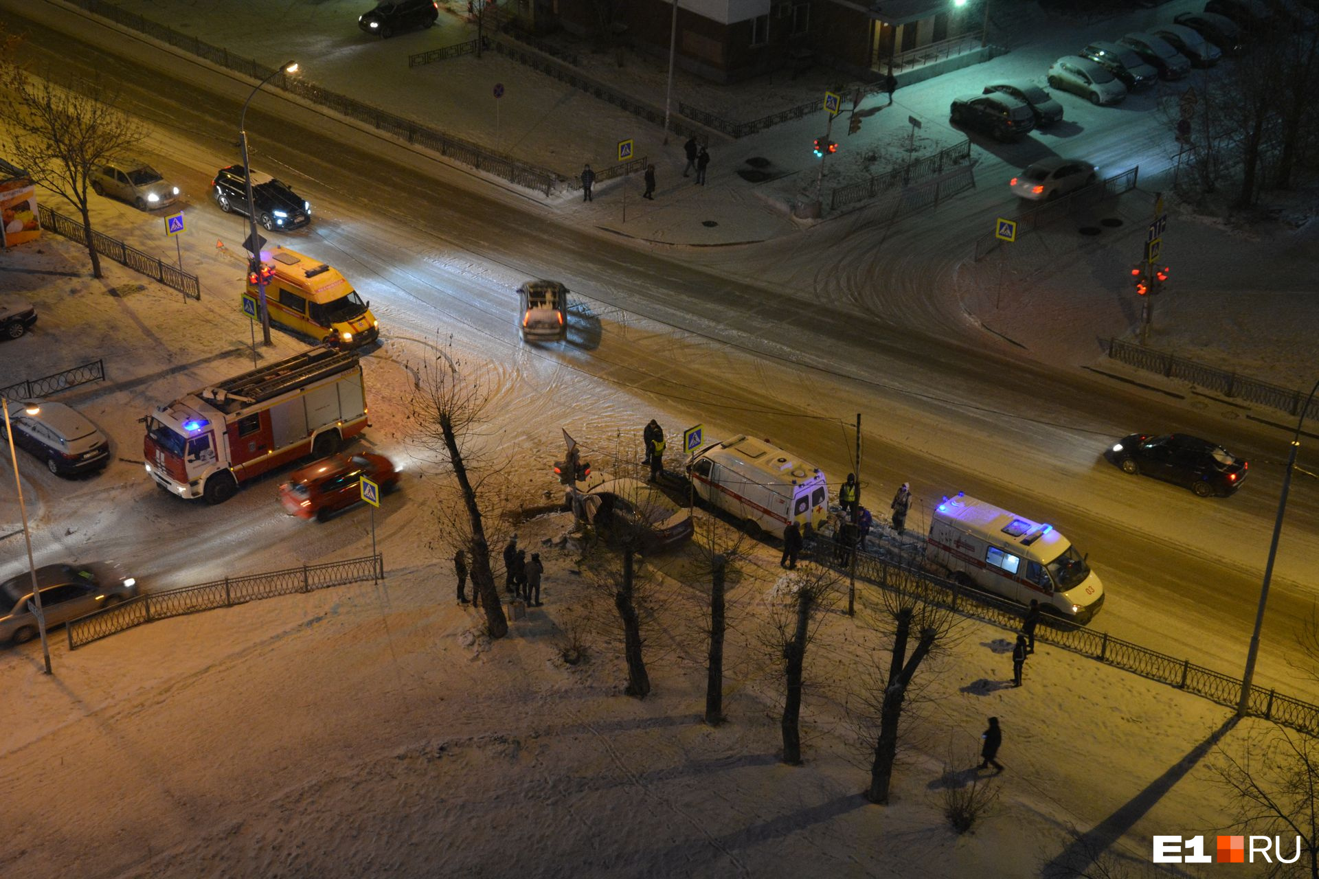 Что случилось в екб. Авария в Екатеринбурге со скорой помощью. Что происходит в Екатеринбурге. Что произошло в Екатеринбурге вчера вечером.