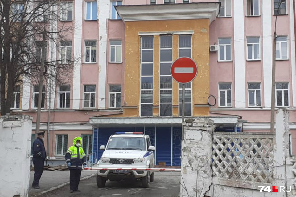 Городская больница г златоуст. Городская больница Златоуст. Больница Златоуст машзавод. Горбольница Златоуст кв медик.