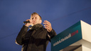 «Сбылась мечта идиота»: Алексей Навальный приехал в Северодвинск и искупался в Белом море