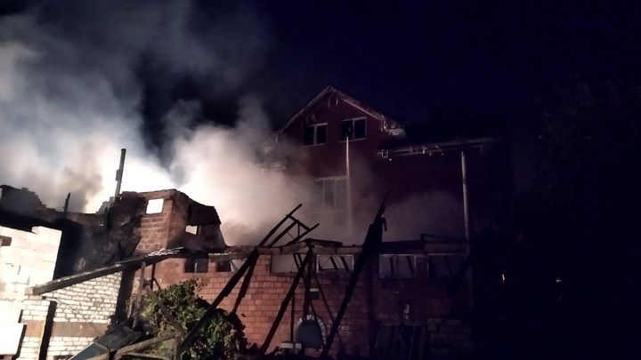 Пожар на улице Кащенко: из дома милосердия пришлось эвакуировать 26 человек