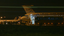 В Екатеринбурге приземлился самолет с челябинскими туристами из Таиланда. На борт поднялись медики