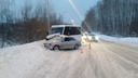 В Новосибирске 16-летний водитель «Тойоты» влетел в маршрутку