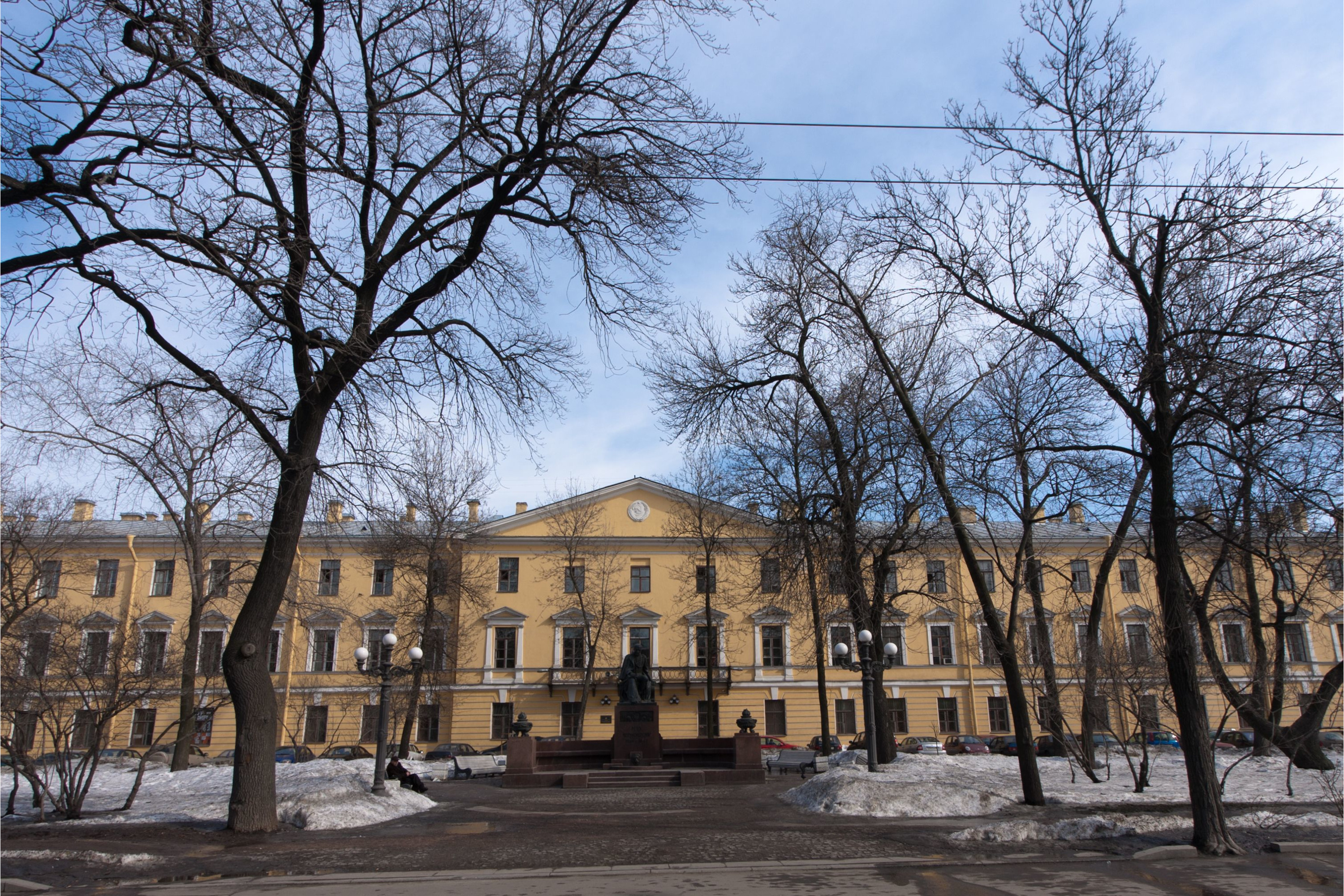 Бывшее здание АО «Завод радиотехнического оборудования», Лермонтовский пр., 54