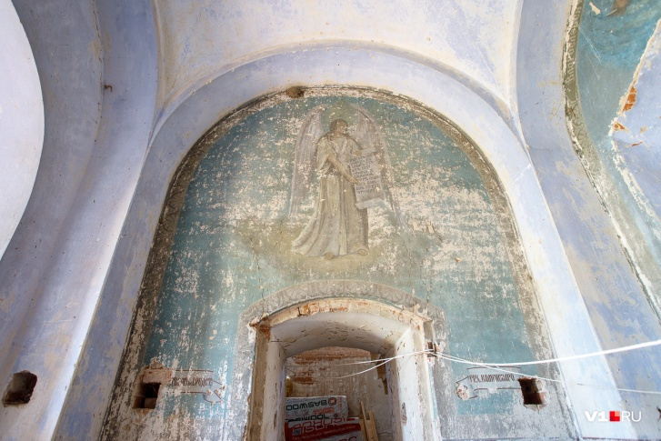Вдохнет вторую жизнь в стены храма иконописец из Москвы