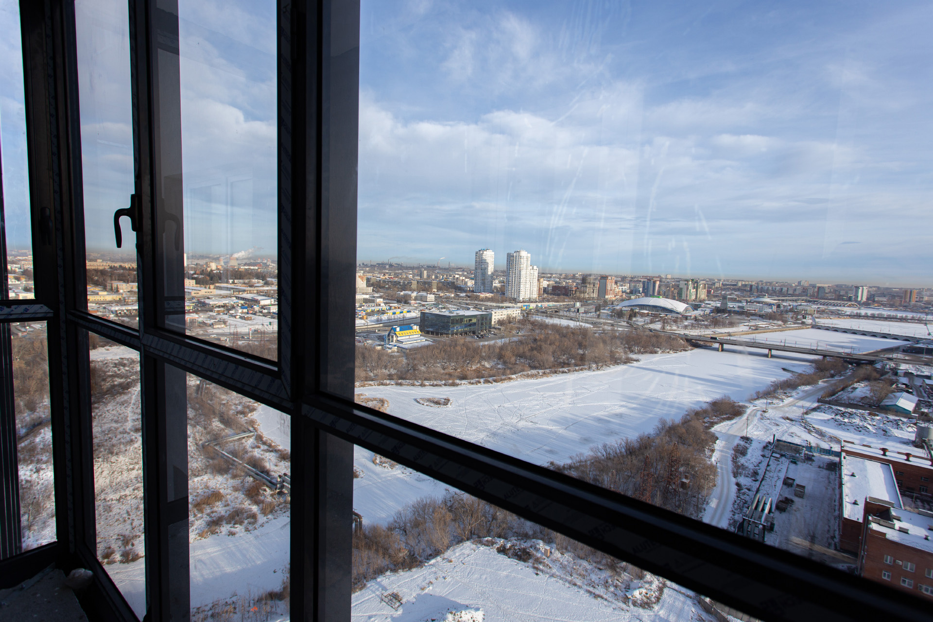 Фишка квартир в «Западном луче» — балконы с панорамным остеклением