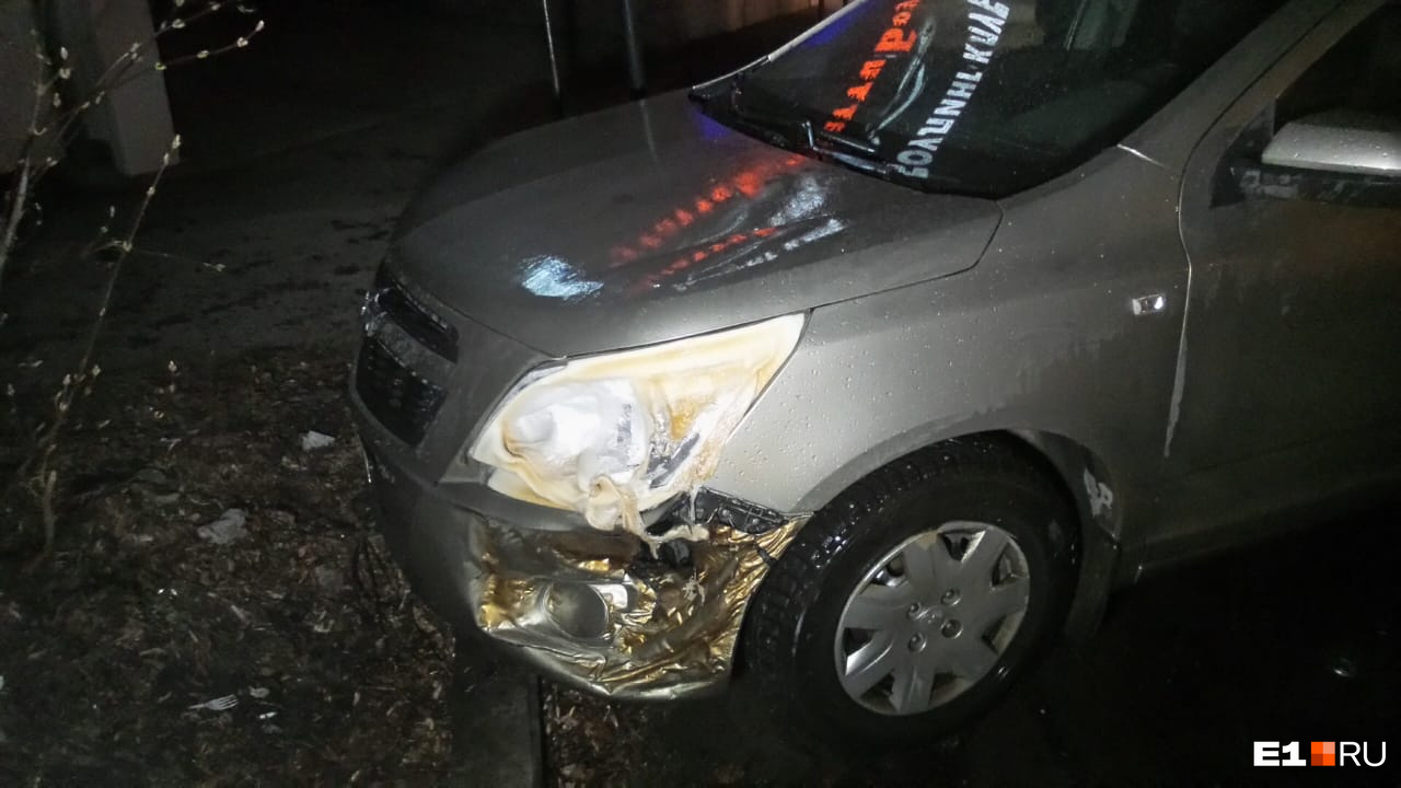 У Chevrolet пострадал бампер