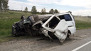 Ехал на буксире, оказался на встречной полосе: микроавтобус устроил аварию на новосибирской трассе