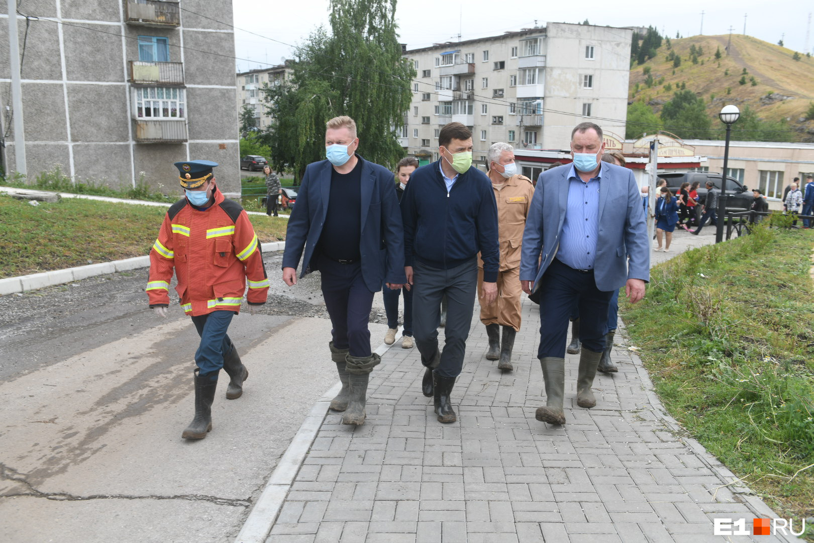 Новости на е1 екатеринбург сегодня. Куйвашев и его охрана.