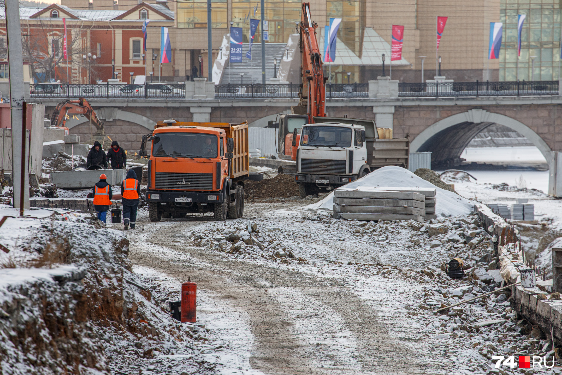 Для достройки набережной найдут новую компанию, а эту только оштрафуют Для достройки набережной найдут новую компанию, а эту только оштрафуют