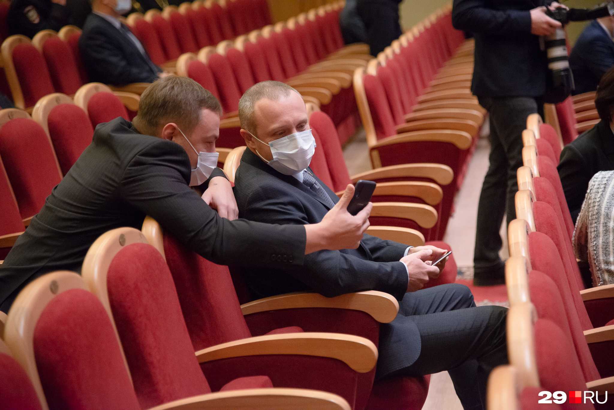 Депутат городской думы Иван Воронцов тоже здесь Депутат городской думы Иван Воронцов тоже здесь