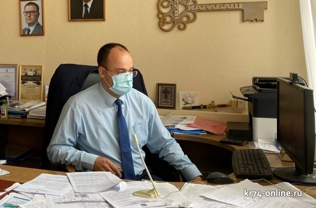 Мэр Карабаша Олег Буданов призвал жителей города не спекулировать на теме первой заражённой 