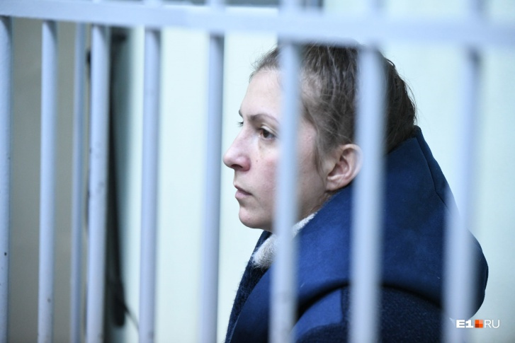 Екатерина Меньшикова. Именно она, по версии следствия, представлялась беременной и требовала встречи с Ксенией Екатерина Меньшикова. Именно она, по версии следствия, представлялась беременной и требовала встречи с Ксенией