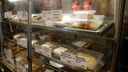 Затянутый плёнкой KFC и магазин в «Вилке Ложке» — что придумывают рестораторы, чтобы не потерять клиентов