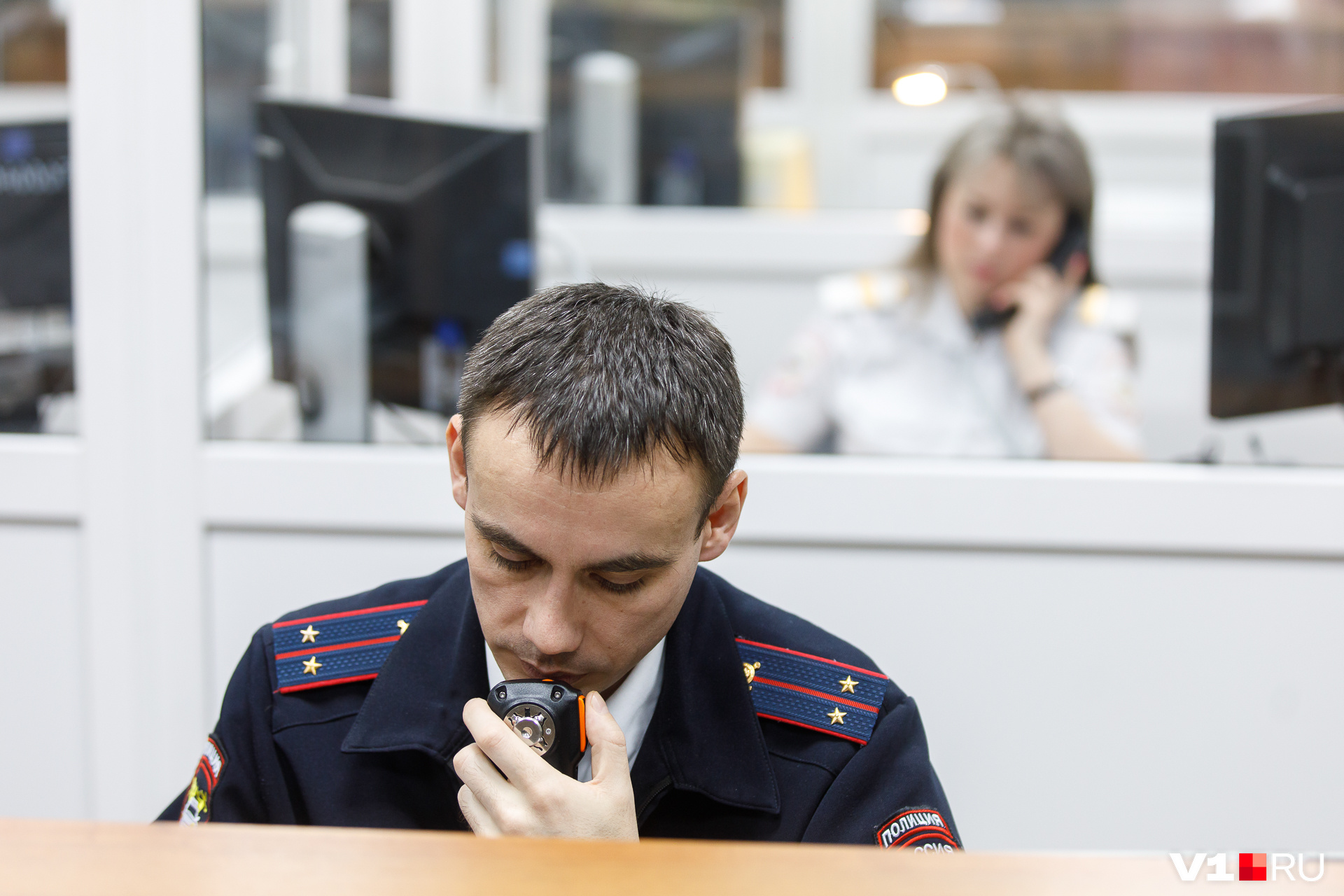 В Волжском вооруженные охранники ЧОП отобрали у двух волжан машину - 2  марта 2020 - V1.ру