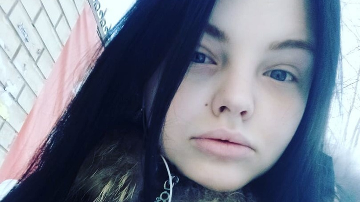 «Ее должны были довезти до дома»: подруга 19-летней Яны Смирновой — о том, что было в день убийства