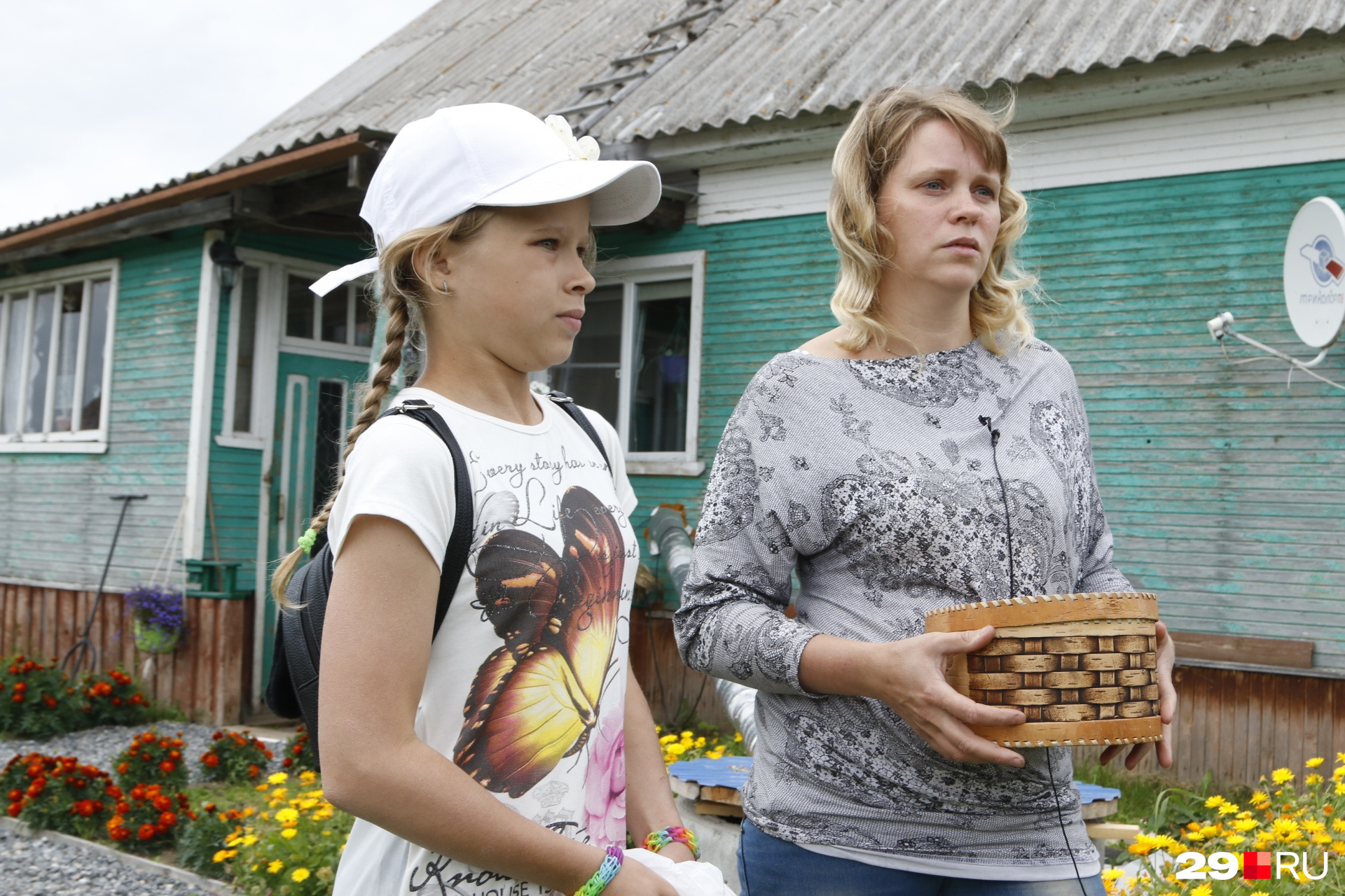 Юлия и её дочь Даша собирались уехать из Нёноксы навсегда, но коронавирус не позволил