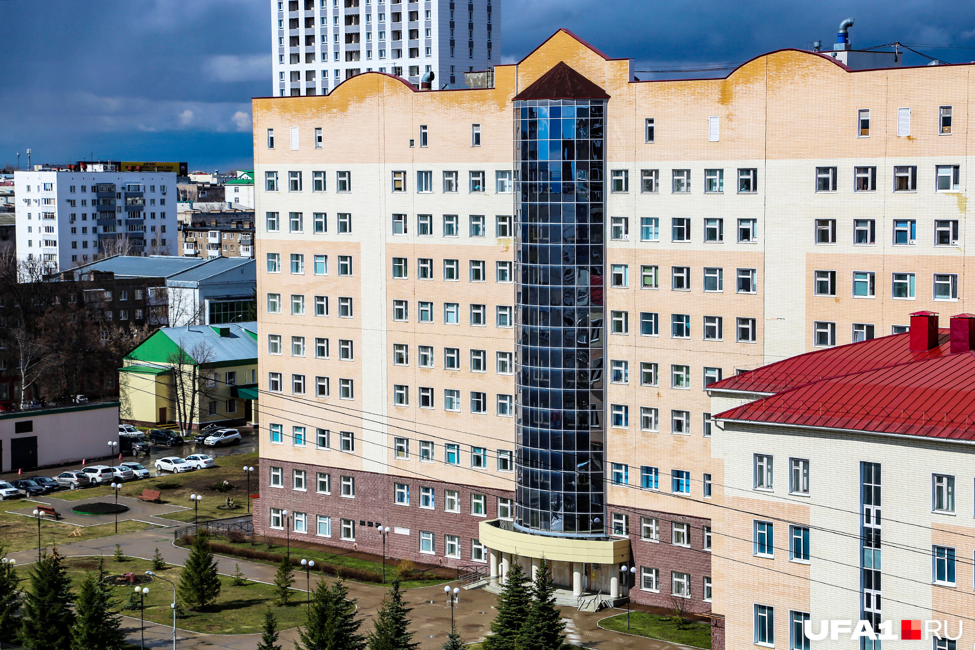 Республиканские учреждения уфы. РКБ Куватова. Республиканская больница Уфа. Республиканская Куватова Уфа клиническая больница.