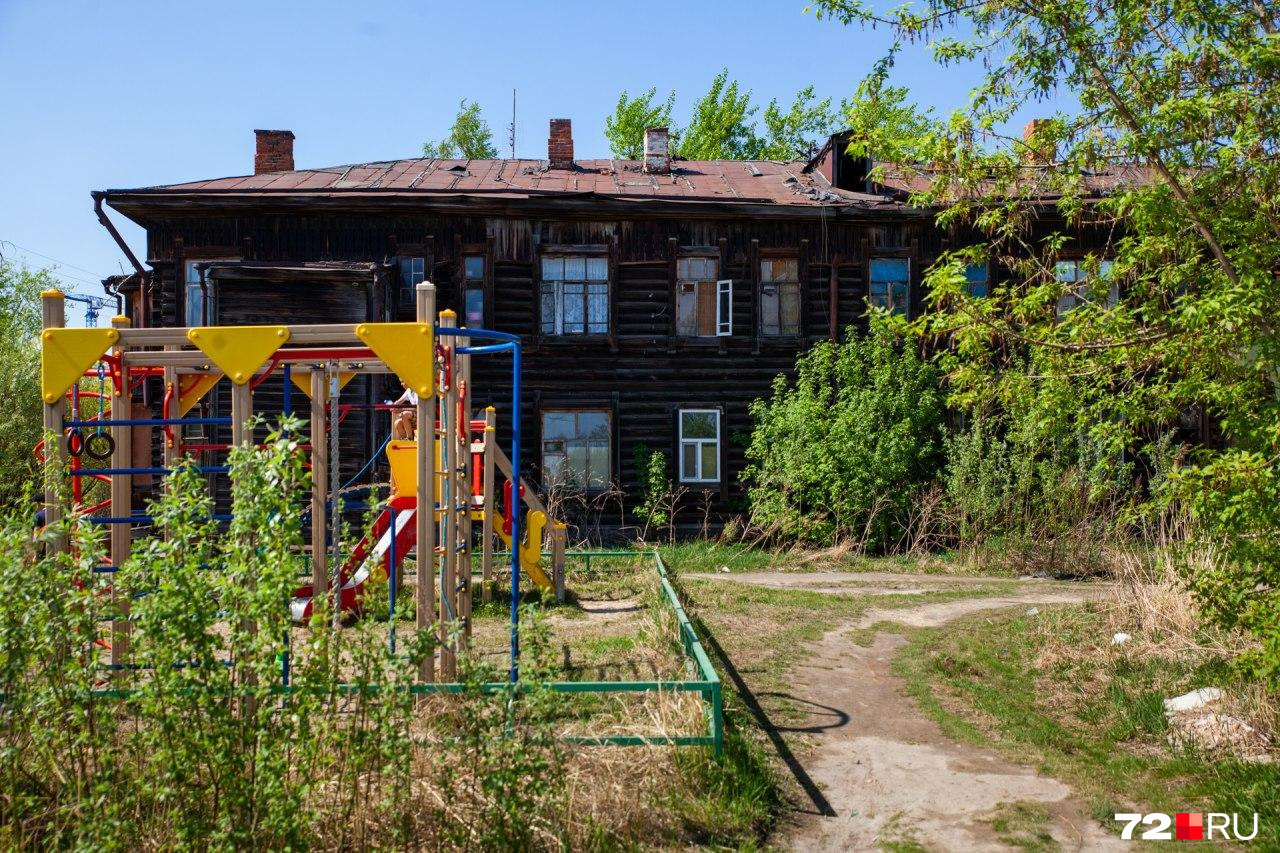 Дом на Госпаровской, 2 Дом на Госпаровской, 2