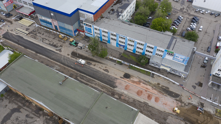 На улице Вавилова в Красноярске заменили 292 метра теплосети