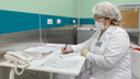 На Южном Урале сотрудницу поликлиники положили в инфекционное отделение после теста на COVID-19