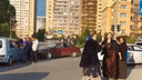 Цыгане устроили потасовку на месте ДТП в Октябрьском районе и обматерили прохожих