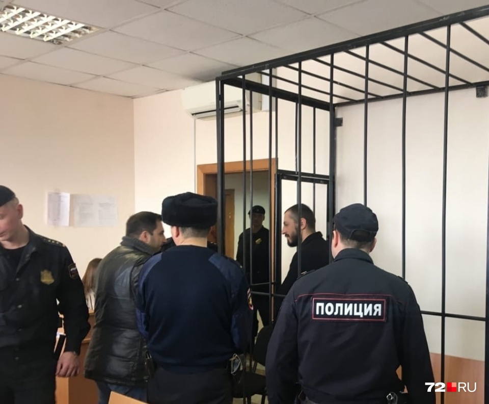 Ограбление Татос Колозян совершил с игрушечным пистолетом Ограбление Татос Колозян совершил с игрушечным пистолетом