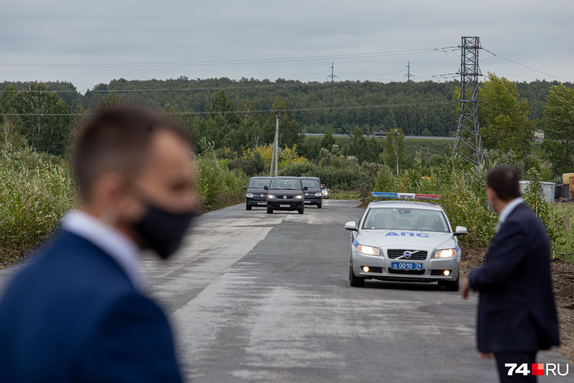До КПП стройки идёт асфальт, а дальше — грунтовка<br> До КПП стройки идёт асфальт, а дальше — грунтовка<br>