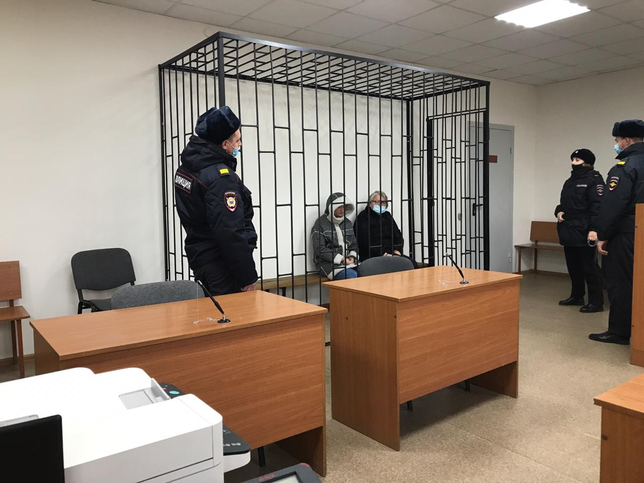 оперативно-профилактическое мероприятие защита. лицо за решеткой. за решеткой. бухгалтер осуждена. главный бухгалтер больницы.