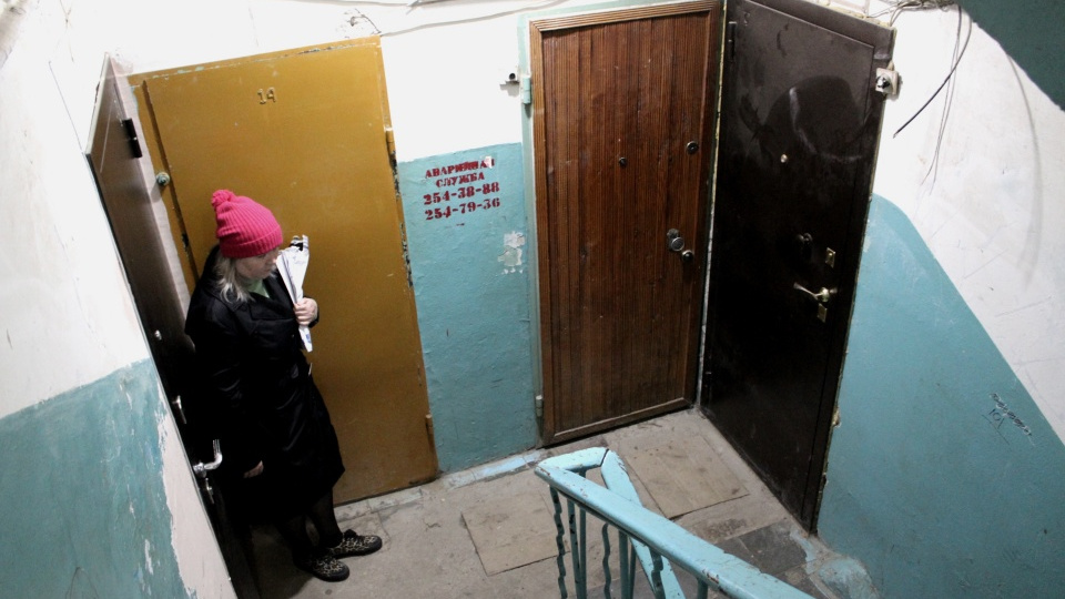 В Екатеринбурге жители старой трехэтажки, которую не хотят расселять, выиграли суд у застройщика