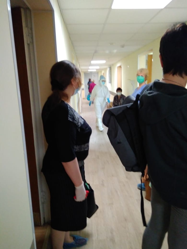 11 июня в КТ-центе было очень много пациентов 11 июня в КТ-центе было очень много пациентов
