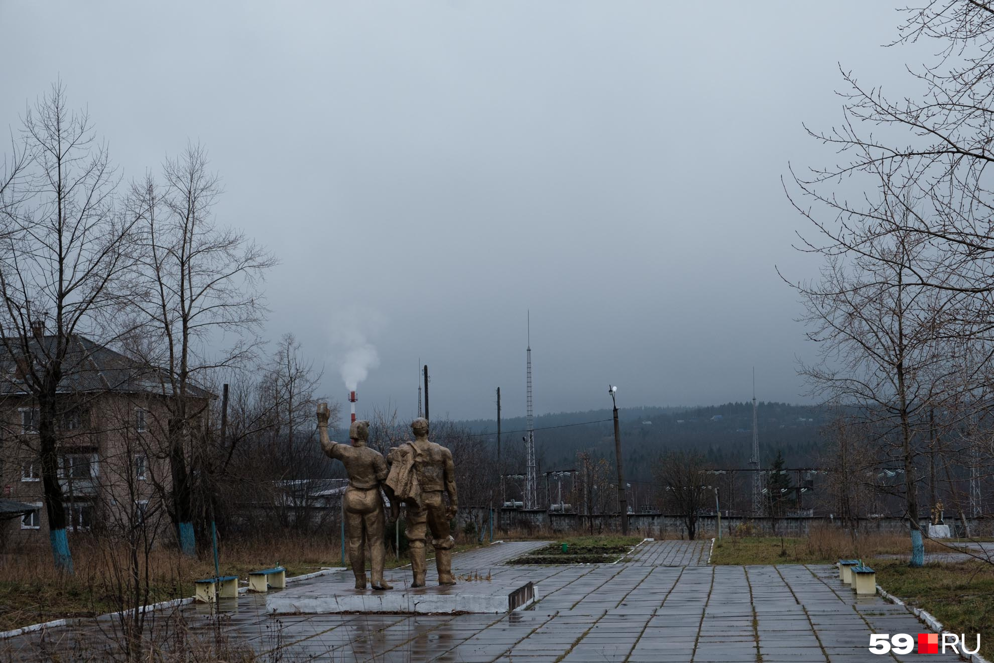 Памятник первостроителям Гремячинска Памятник первостроителям Гремячинска
