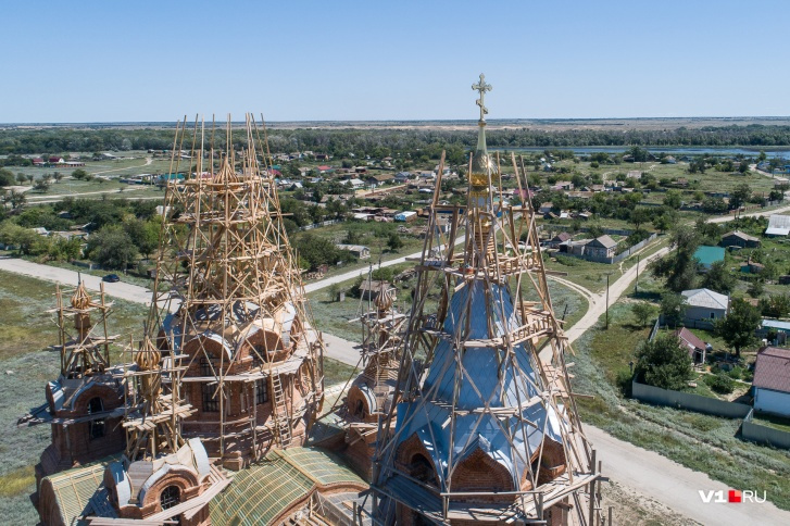 Этот храм казаки построили в XIX веке всего за три года в станице Голубинской