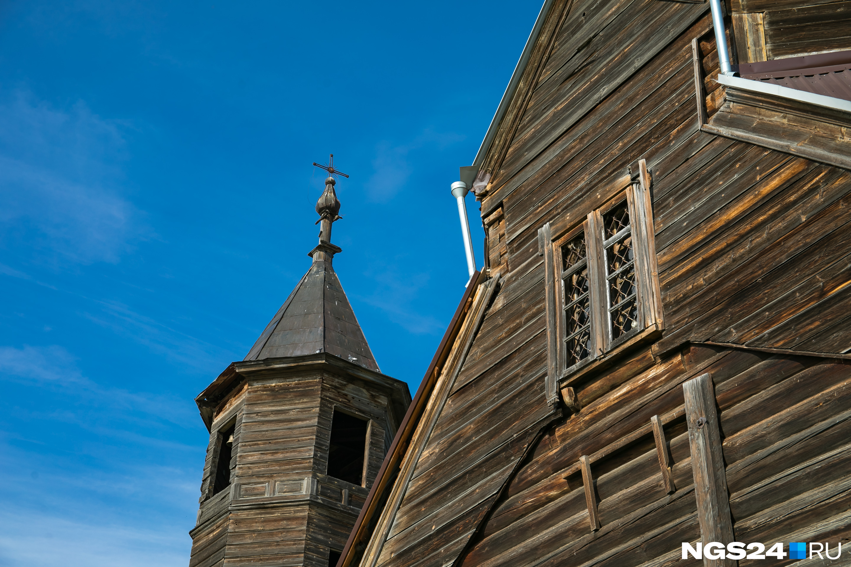 Деревянные церкви — характерная особенность сибирского зодчества