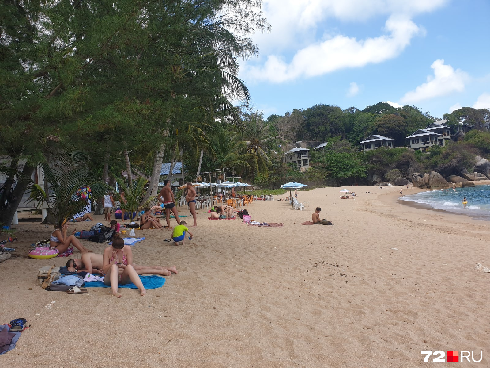 На пляже Самуи немноголюдно, уменьшилось и число отдыхающих на других островах Таиланда