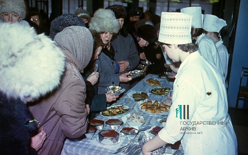 Выставка-продажа блюд из морской капусты, 28 января 1987 года Выставка-продажа блюд из морской капусты, 28 января 1987 года