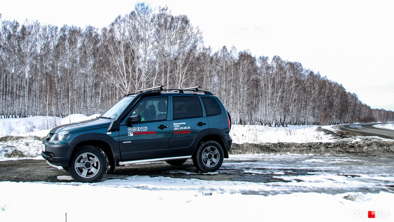 Позиции Niva в 2012 году серьёзно подточил Renault Duster: да, он всего лишь кроссовер, но многим и не нужна избыточная проходимость Позиции Niva в 2012 году серьёзно подточил Renault Duster: да, он всего лишь кроссовер, но многим и не нужна избыточная проходимость