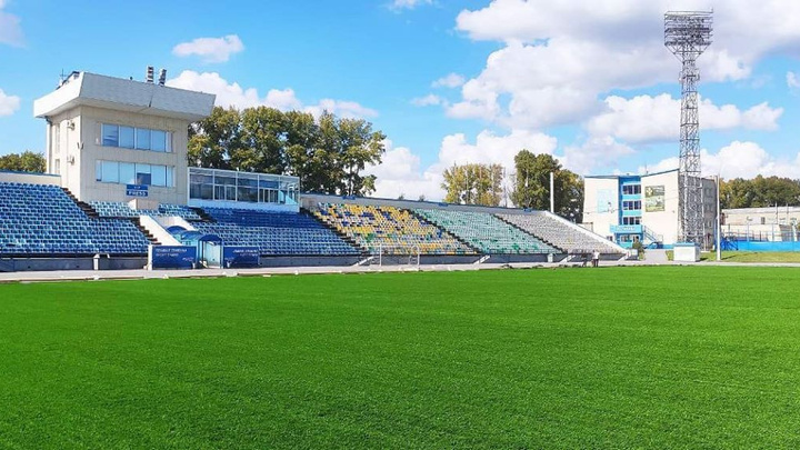 Илья Середюк показал обновлённый стадион «Шахтёр» в Кемерово