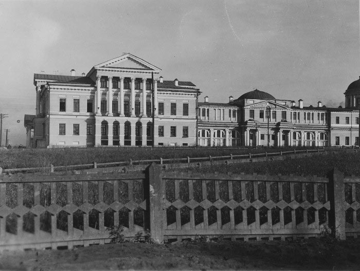 Усадьба Харитоновых в XX веке