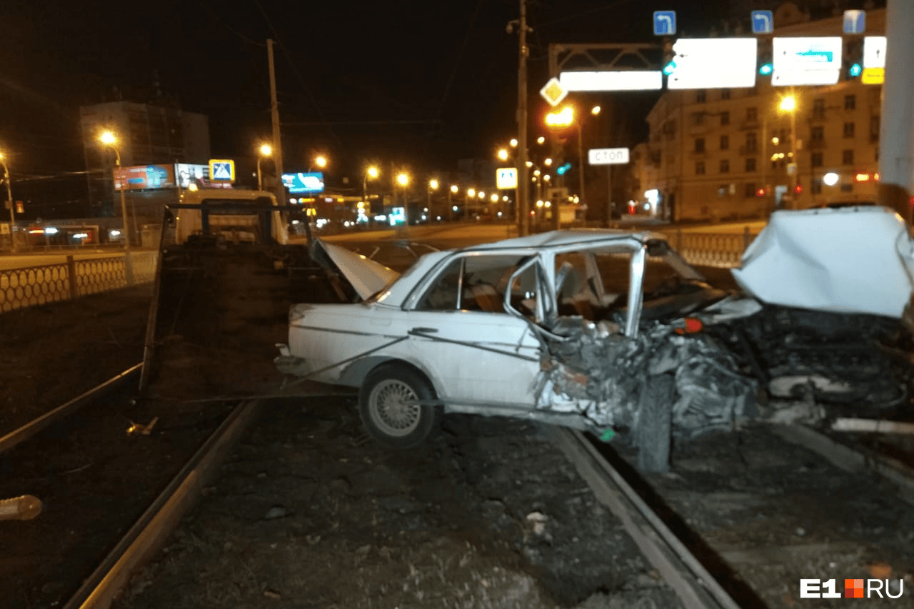 И несколько раз перевернулся