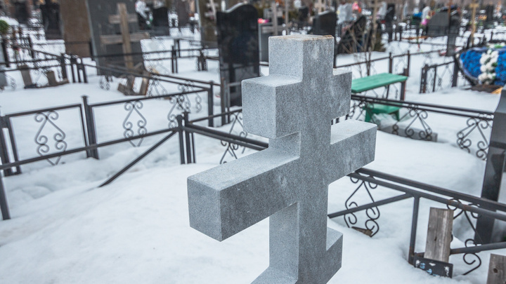 Мэрия Кемерово потратит на содержание кладбищ 21,6 млн рублей. Изучаем, на что пойдут эти деньги
