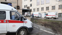 В Челябинске заболевший коронавирусом инвалид умер в ожидании скорой для перевозки на КТ