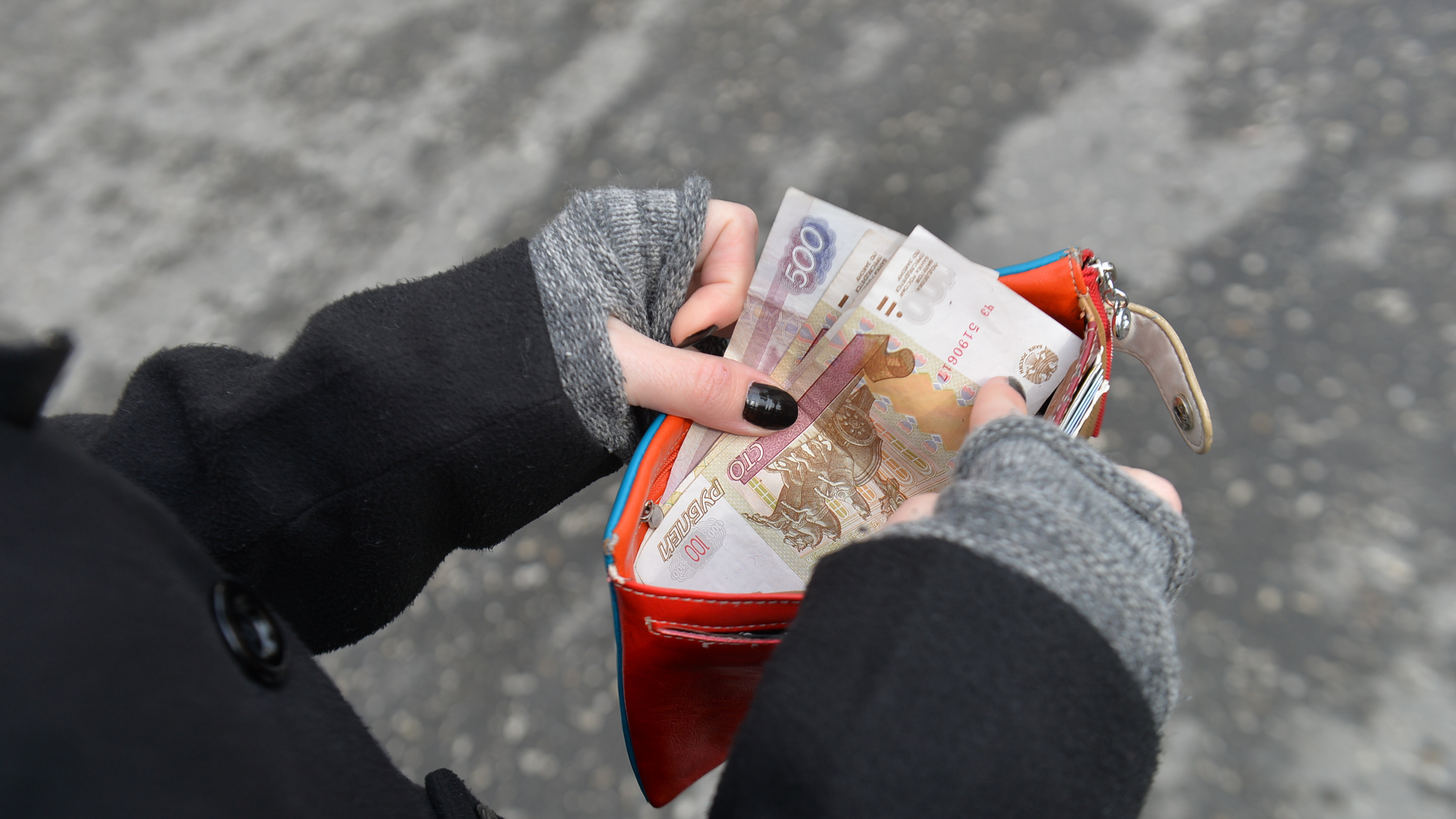 «Остановить эту вакханалию»: Госдума приняла закон о кредитном самозапрете — как он защитит от мошенников?