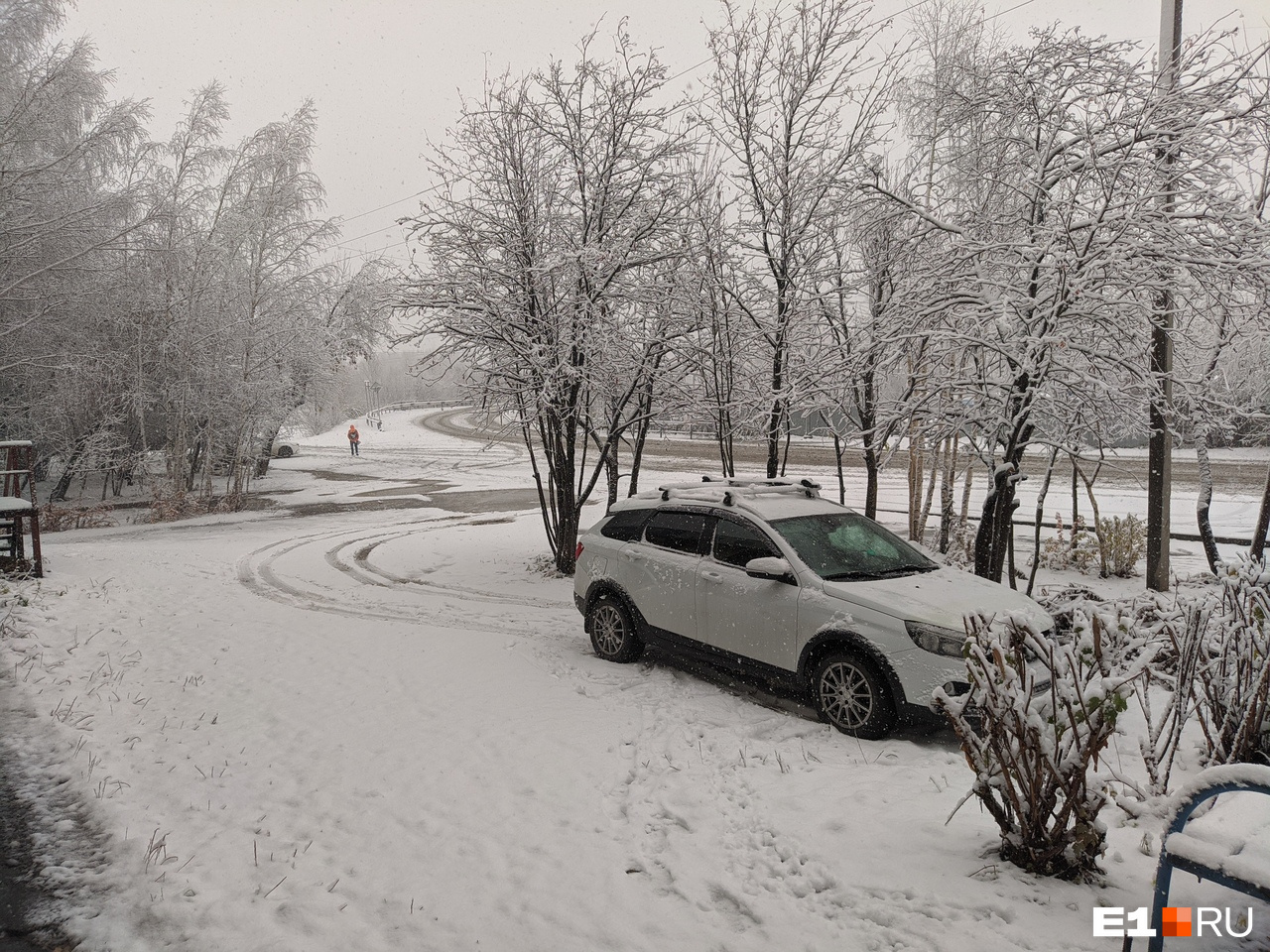 Снежная дорога Ташкент. Снежный Ташкент. Снегопад в Челябинске сегодня. Фото снежного Узбекистана.