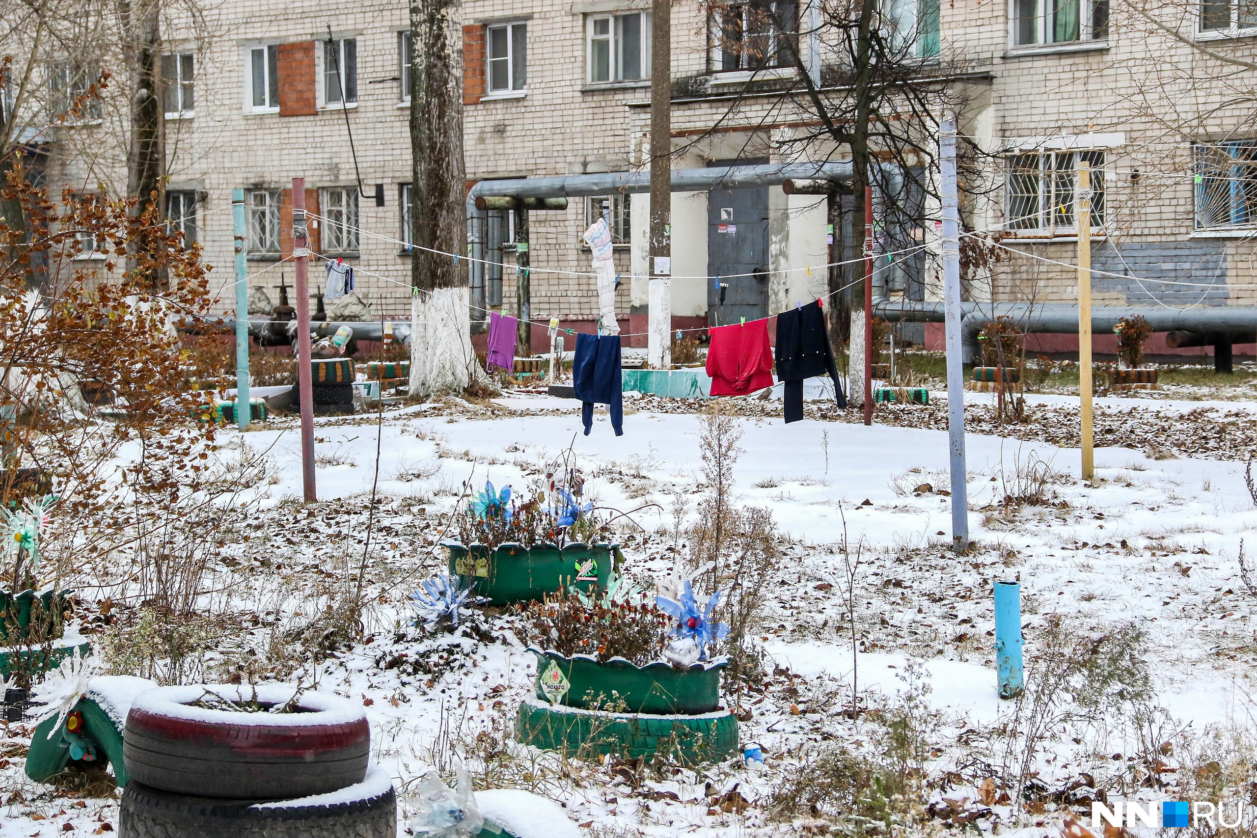 Бельевые веревки на улице стали редкостью в нашем городе Бельевые веревки на улице стали редкостью в нашем городе