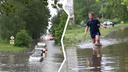 Машины ушли под воду: как затопило Ярославль — самые яркие кадры