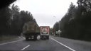 Появилось видео смертельного ДТП с военными грузовиками. Смотрим, почему произошла авария